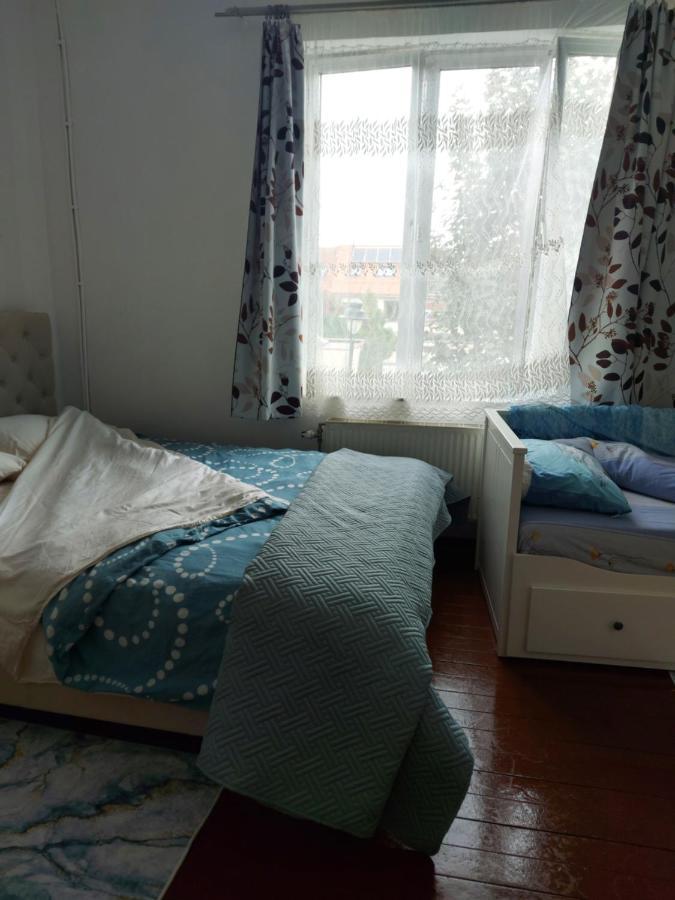 בריסל Belle Chambre Dans Un Quartier Calme מראה חיצוני תמונה